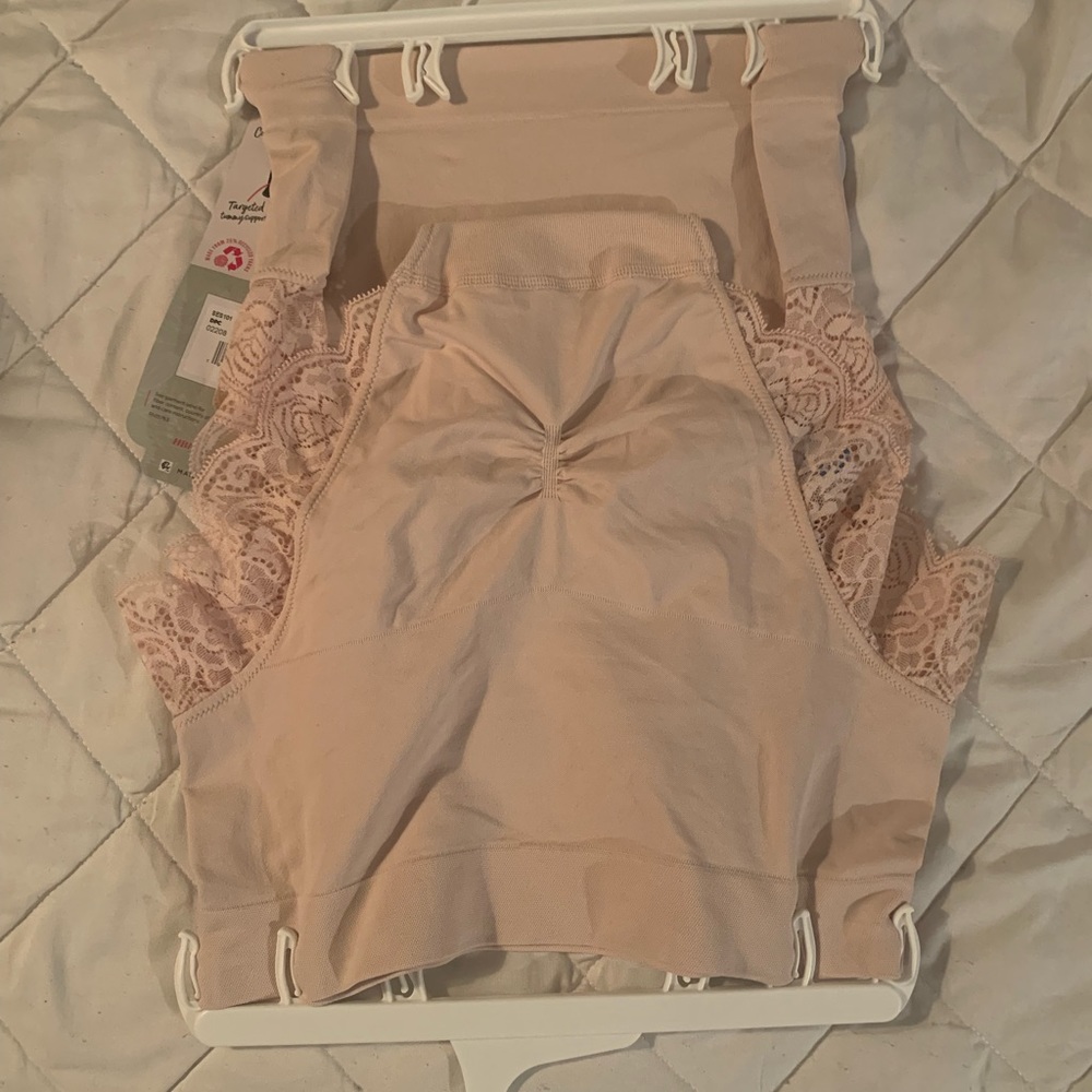 MAIDENFORM SELF EXPRESSIONS LACE BRIEFS UNDERWEAR, Size XXL NWT.